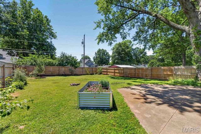 116 N 40th Street, Belleville, IL 62226