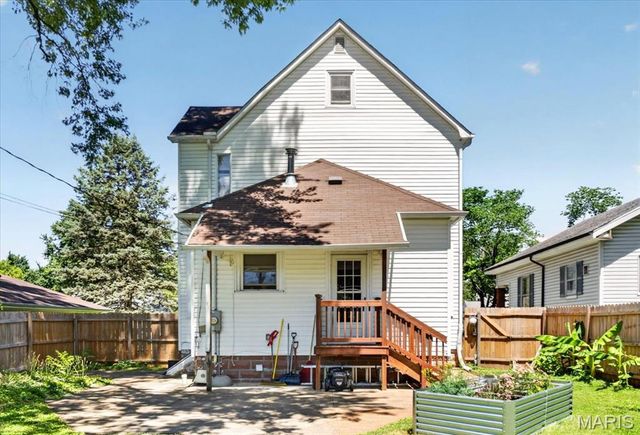 116 N 40th Street, Belleville, IL 62226