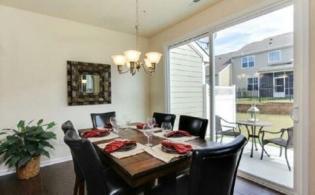 10118 Knotty Pine Lane, Raleigh, NC 27617