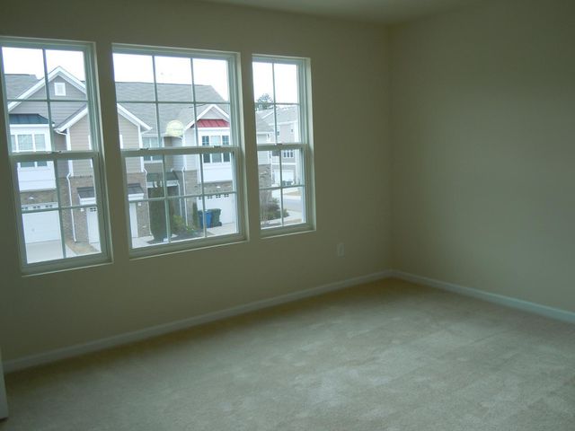 10118 Knotty Pine Lane, Raleigh, NC 27617