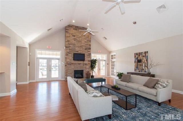 10118 Knotty Pine Lane, Raleigh, NC 27617