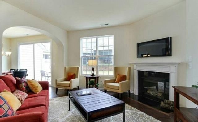 10118 Knotty Pine Lane, Raleigh, NC 27617