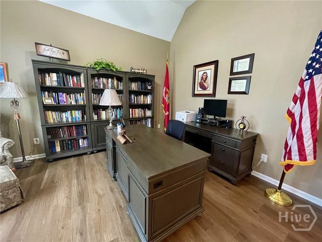 1605 Brooks Pointe Court, Lawrenceville, GA 30045