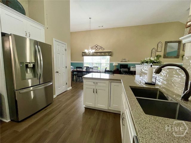 1605 Brooks Pointe Court, Lawrenceville, GA 30045