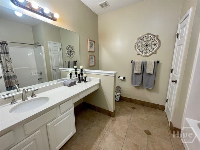 1605 Brooks Pointe Court, Lawrenceville, GA 30045