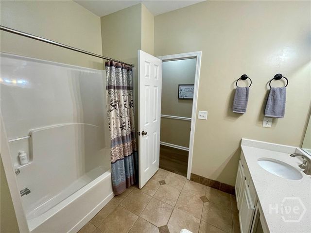 1605 Brooks Pointe Court, Lawrenceville, GA 30045