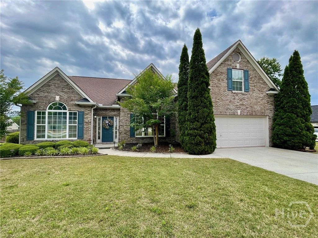 1605 Brooks Pointe Court, Lawrenceville, GA 30045