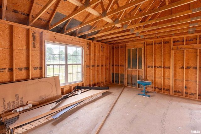 9975 Route 37, Goreville, IL 62939