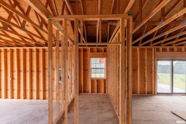 9975 Route 37, Goreville, IL 62939