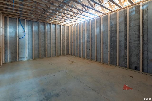 9975 Route 37, Goreville, IL 62939