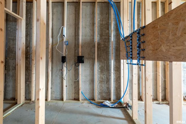 9975 Route 37, Goreville, IL 62939