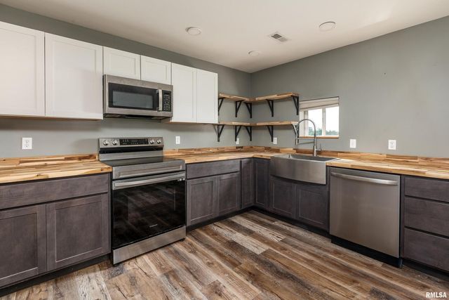 9975 Route 37, Goreville, IL 62939