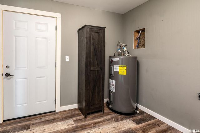 9975 Route 37, Goreville, IL 62939