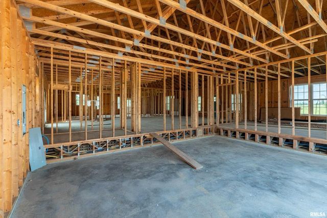 9975 Route 37, Goreville, IL 62939