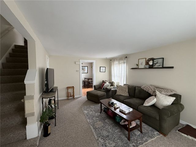 311 West Girard Boulevard, Tonawanda, NY 14217
