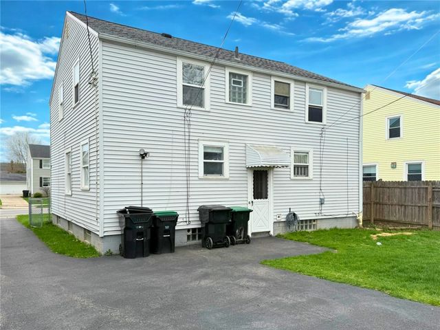311 West Girard Boulevard, Tonawanda, NY 14217