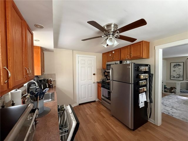 311 West Girard Boulevard, Tonawanda, NY 14217