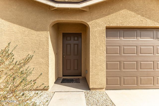 32017 N POPLAR Street, Wittmann, AZ 85361