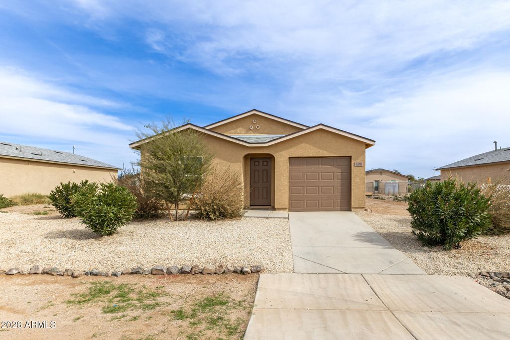 32017 N POPLAR Street, Wittmann, AZ 85361