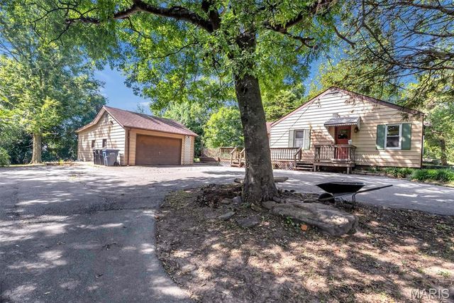 339 Summit Road, Fenton, MO 63026