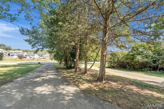 339 Summit Road, Fenton, MO 63026