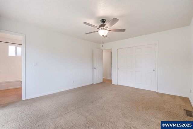 494 53rd Pl NE, Salem, OR 97317