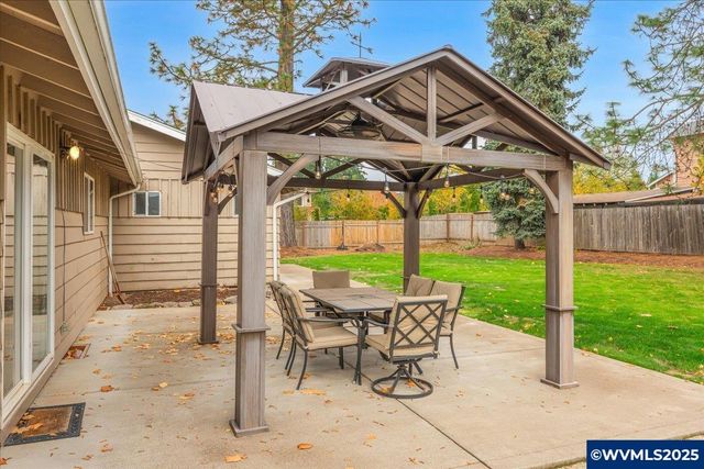 494 53rd Pl NE, Salem, OR 97317