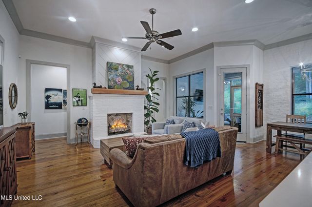 304 Morning Star Cove, Flowood, MS 39232