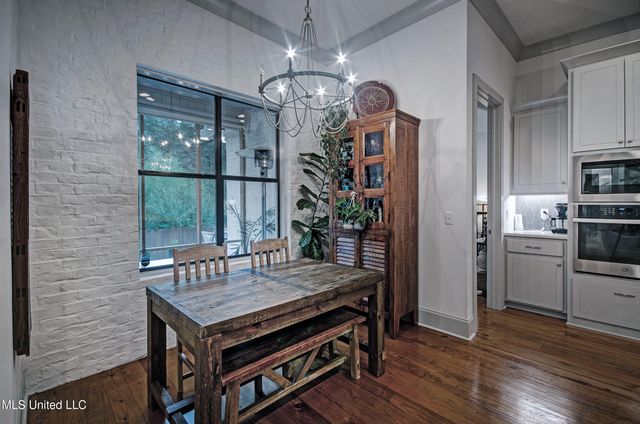 304 Morning Star Cove, Flowood, MS 39232