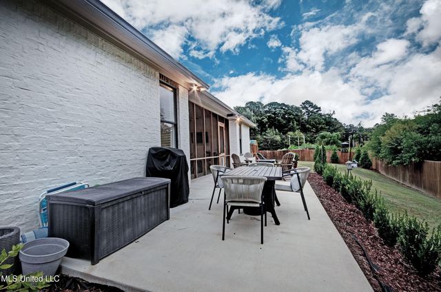 304 Morning Star Cove, Flowood, MS 39232