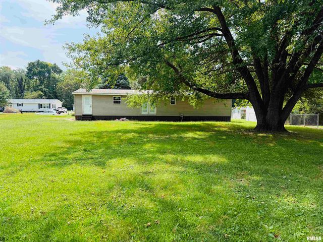 4511 W CRABTREE Court, Peoria, IL 61604