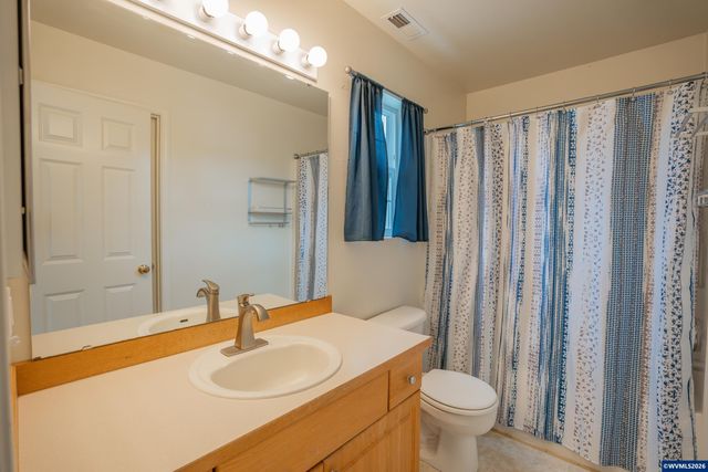 4726 Elk Run Dr SW, Albany, OR 97321