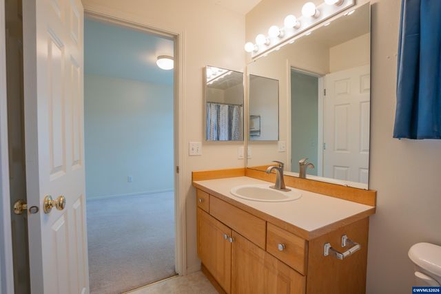 4726 Elk Run Dr SW, Albany, OR 97321