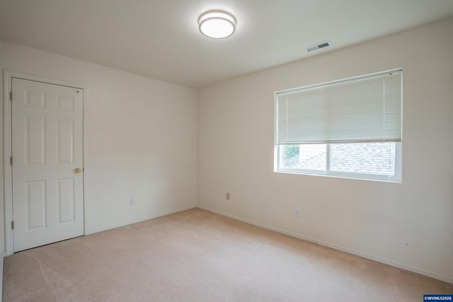 4726 Elk Run Dr SW, Albany, OR 97321