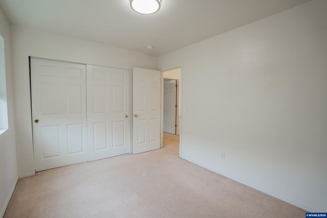 4726 Elk Run Dr SW, Albany, OR 97321