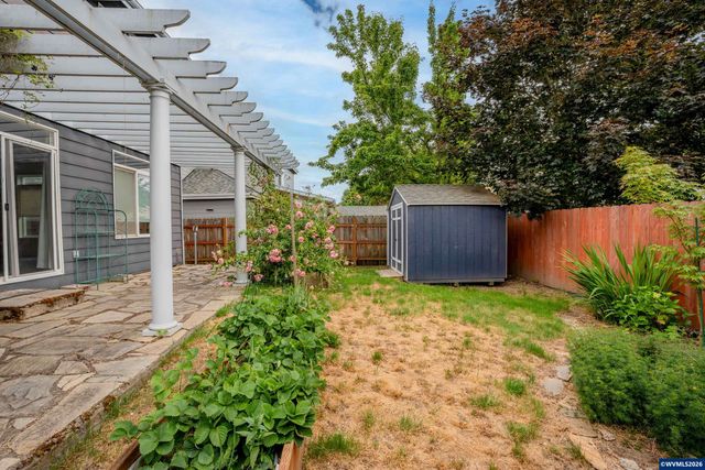 4726 Elk Run Dr SW, Albany, OR 97321