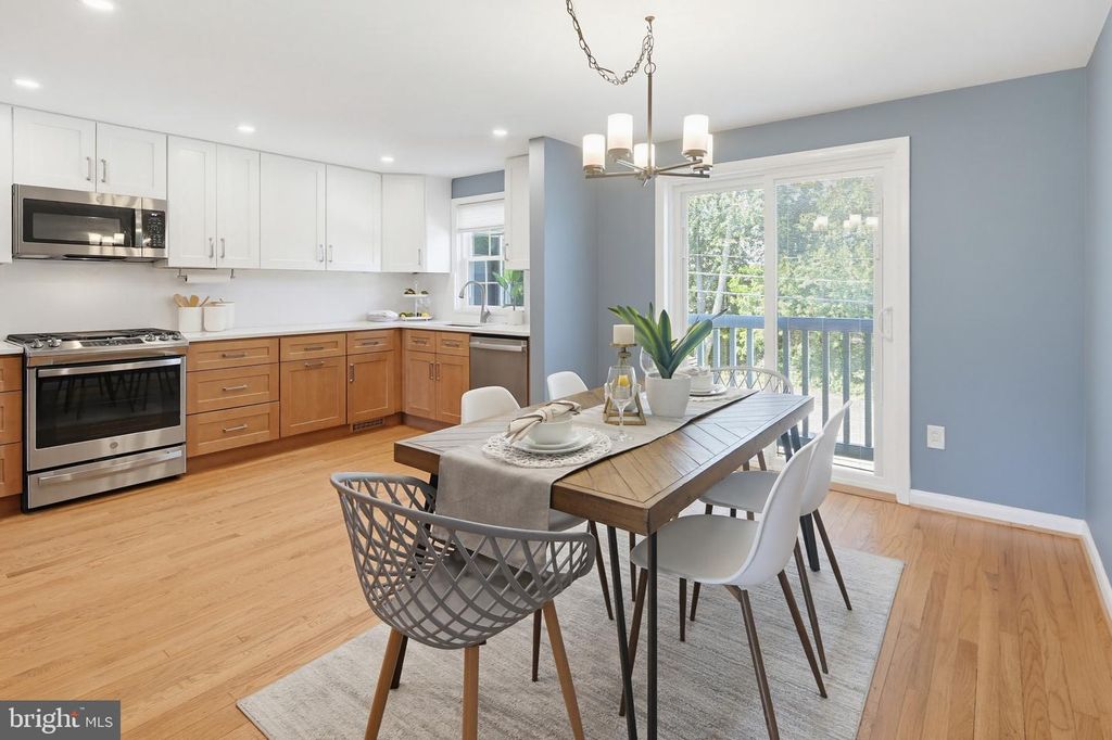 Image 12 of property listing at 1163 LINDEN AVE, Baltimore, MD 21227