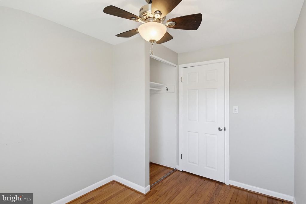 Image 13 of property listing at 1163 LINDEN AVE, Baltimore, MD 21227