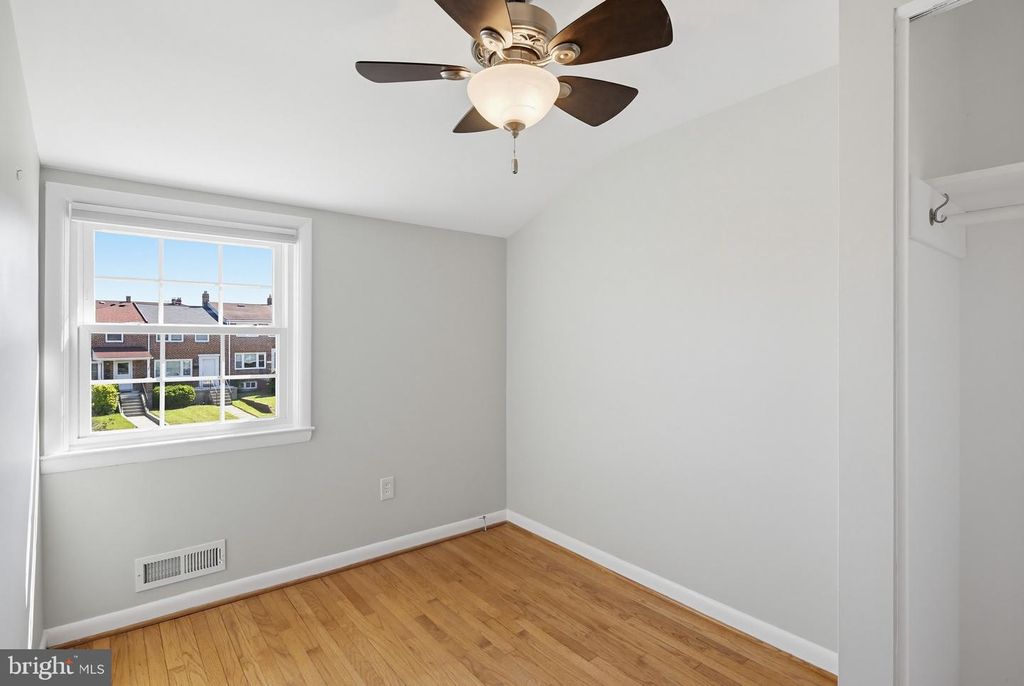 Image 14 of property listing at 1163 LINDEN AVE, Baltimore, MD 21227