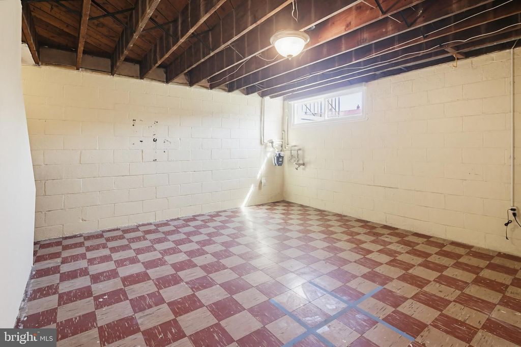 Image 24 of property listing at 1163 LINDEN AVE, Baltimore, MD 21227