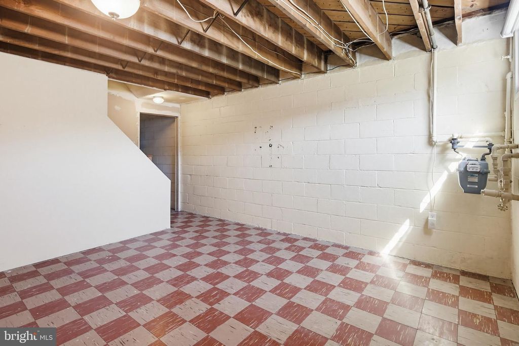 Image 28 of property listing at 1163 LINDEN AVE, Baltimore, MD 21227