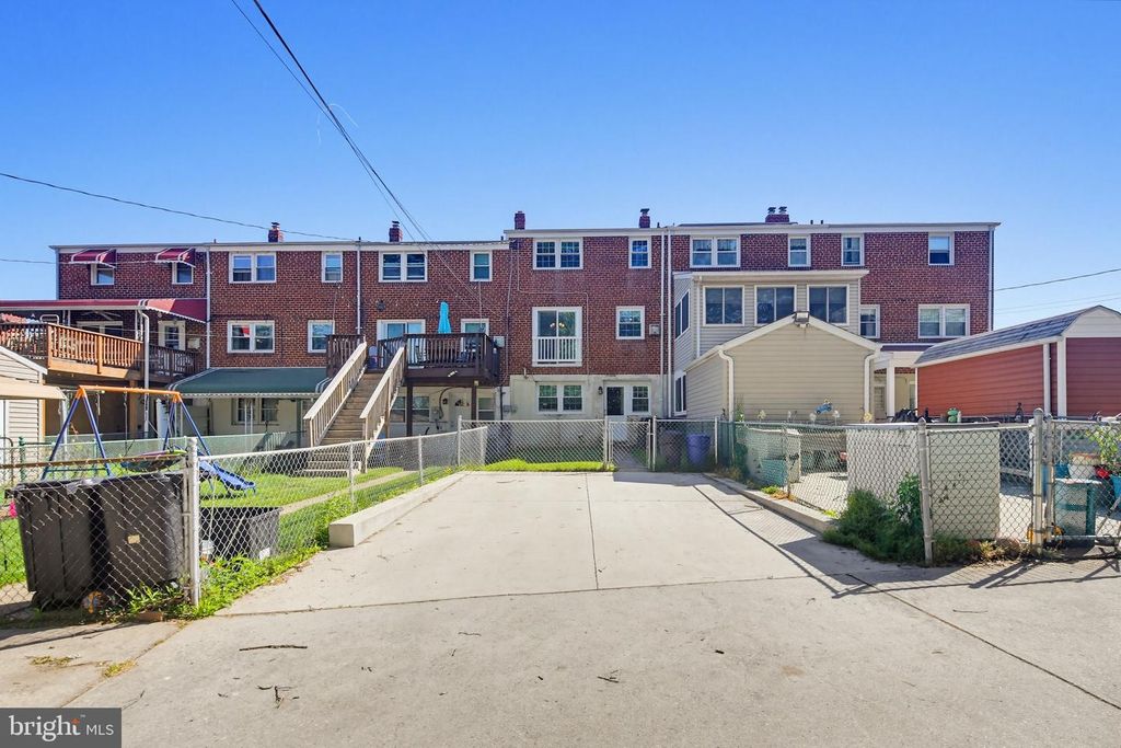 Image 31 of property listing at 1163 LINDEN AVE, Baltimore, MD 21227