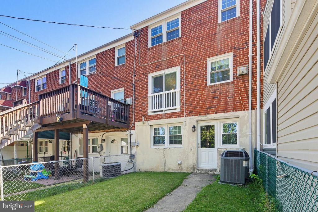 Image 33 of property listing at 1163 LINDEN AVE, Baltimore, MD 21227