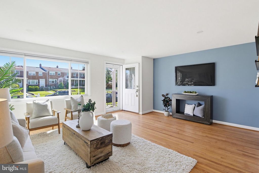 Image 4 of property listing at 1163 LINDEN AVE, Baltimore, MD 21227