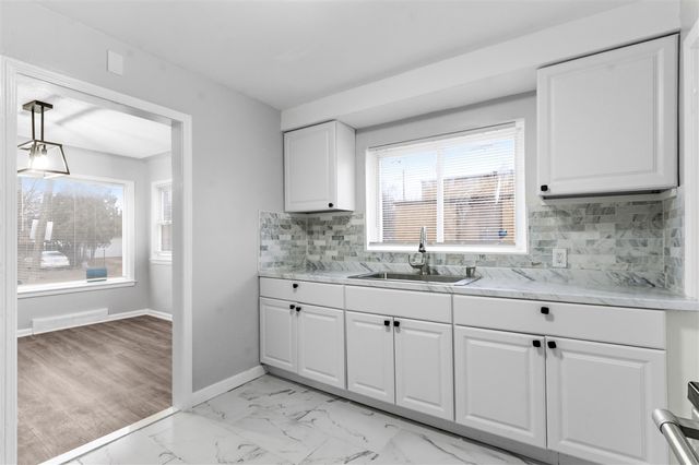 11560 Christy Street, Detroit, MI 48205