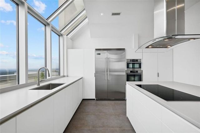 2828 Peachtree NW Road P 3300, Atlanta, GA 30305