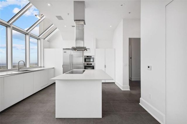 2828 Peachtree NW Road P 3300, Atlanta, GA 30305