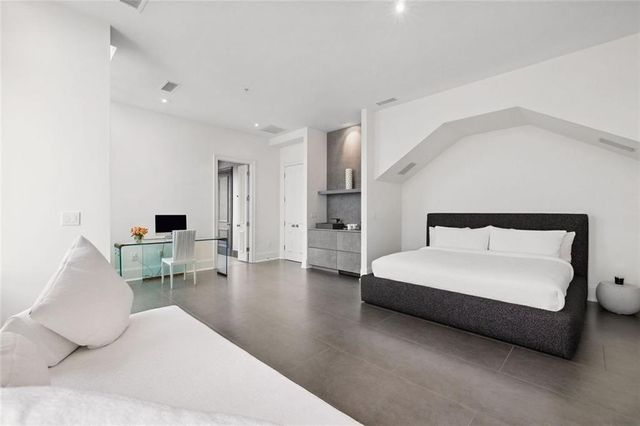 2828 Peachtree NW Road P 3300, Atlanta, GA 30305