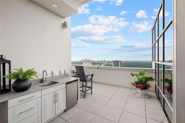 2828 Peachtree NW Road P 3300, Atlanta, GA 30305