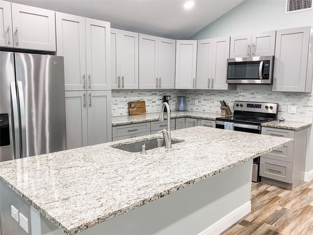 246 Seagull, Sargent, TX 77414